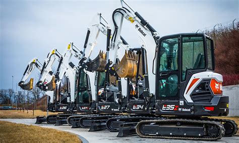 bobcat 30t mini excavator|who makes bobcat mini excavators.